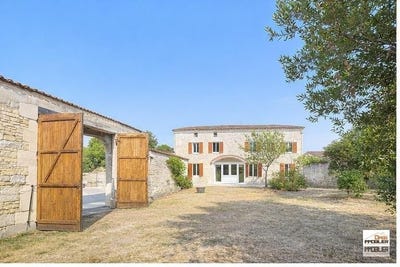 /international/fr/chassors-charente-310105431832/