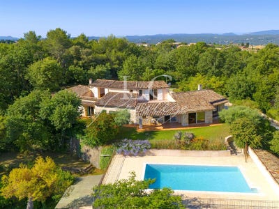 /international/fr/montauroux-provence-alpes-cote-d-azur-310101209524/?lang=en