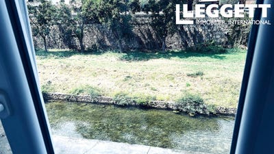 /international/fr/saint-chinian-languedoc-roussillon-310101337453/?lang=zh-tw