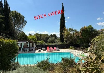 /international/fr/aigues-vives-languedoc-roussillon-310100387821/