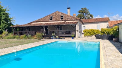 /international/fr/saint-romain-charente-310107218236/