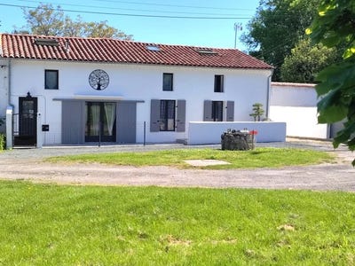 /international/fr/medis-charente-310108869962/?lang=th