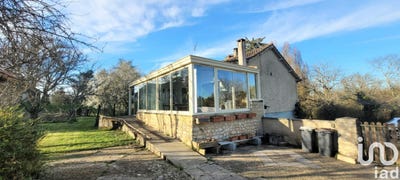 /international/fr/nouaille-maupertuis-charente-310095737556/