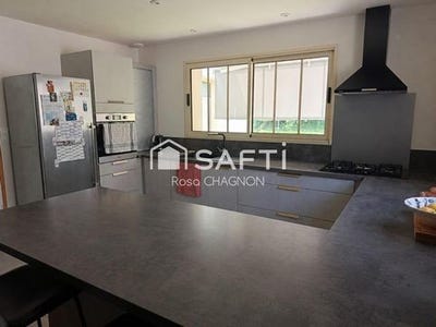 /international/fr/benet-pays-de-la-loire-310108811512/