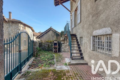 /international/fr/saint-vincent-de-mercuze-rhone-310104003001/