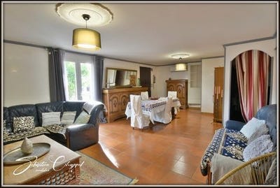 /international/fr/pezenas-languedoc-roussillon-310099194391/