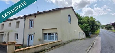 /international/fr/la-foret-sur-sevre-charente-310100142108/