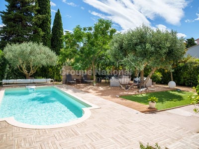 /international/fr/serignan-du-comtat-provence-alpes-cote-d-azur-310100874087/