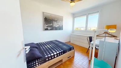 /international/fr/rue-nungesser-et-coli-bron-rhone-310104207235/