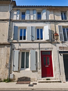 /international/fr/chateauneuf-sur-charente-charente-310108839307/