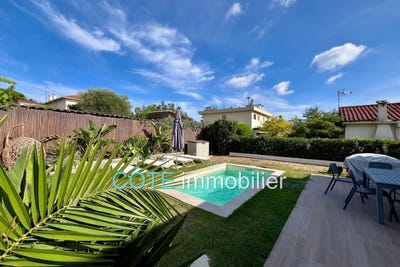 /international/fr/antibes-provence-alpes-cote-d-azur-310120035131/