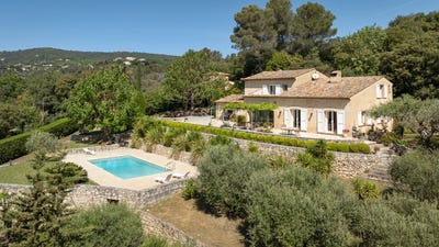 /international/fr/cabris-hh-16176987-cabris-provence-alpes-cote-d-azur-310108598181/