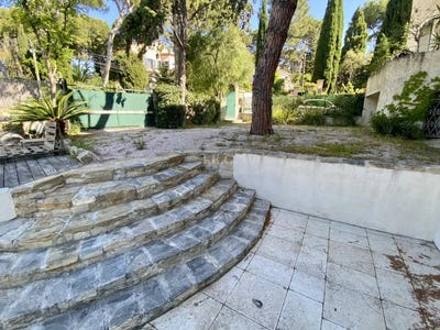 /international/fr/la-ciotat-provence-alpes-cote-d-azur-310099971358/