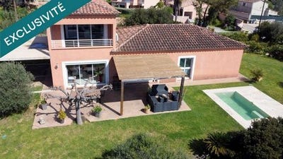 /international/fr/ajaccio-corsica-310106779634/