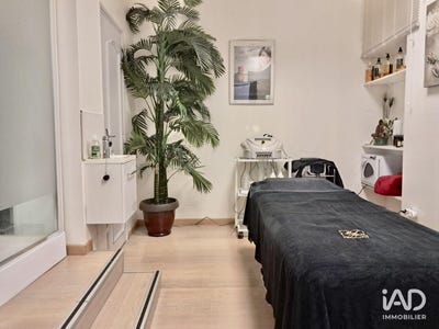 /international/fr/lezignan-corbieres-languedoc-roussillon-310103611213/
