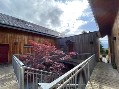 /international/fr/epagny-metz-tessy-rhone-310108277116/