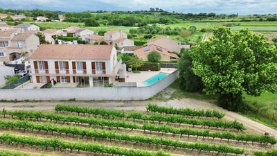 /international/fr/valros-languedoc-roussillon-310105763323/