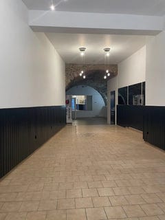 /international/fr/anduze-languedoc-roussillon-310108315094/