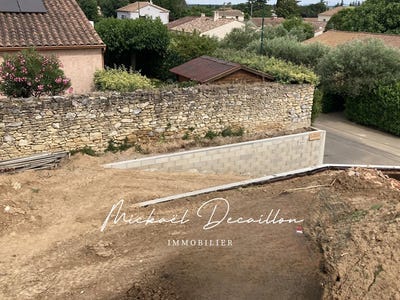 /international/fr/bezouce-languedoc-roussillon-310107979752/