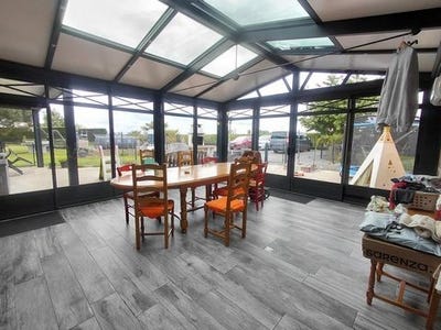 /international/fr/tuffe-val-de-la-cheronne-pays-de-la-loire-310108290010/