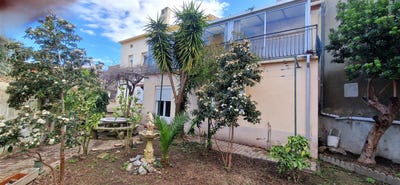 /international/fr/ille-sur-tet-languedoc-roussillon-310107362134/