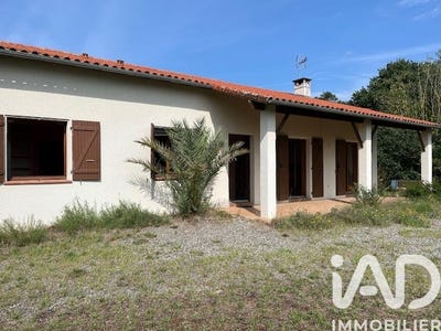 /international/fr/saint-elix-le-chateau-midi-pyrenees-310104512163/