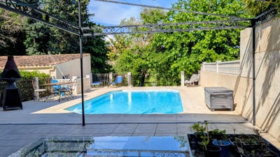 /international/fr/aigues-mortes-languedoc-roussillon-310110157017/