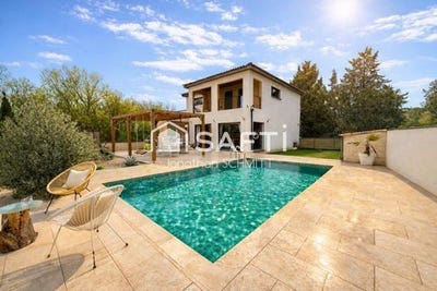 /international/fr/villemoustaussou-languedoc-roussillon-310106385770/