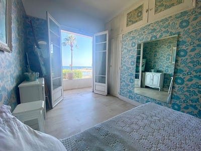 /international/fr/bandol-provence-alpes-cote-d-azur-310100952836/