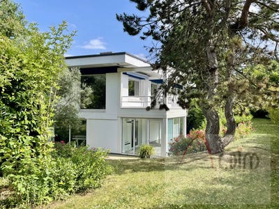 /international/fr/la-rochette-charente-310098905589/