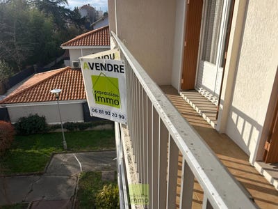 /international/fr/bron-rhone-310098891300/
