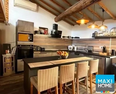 /international/fr/beaucaire-languedoc-roussillon-310106881077/