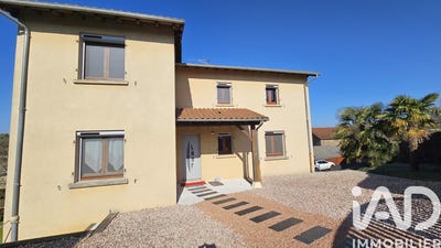 /international/fr/saint-constant-charente-310105716882/
