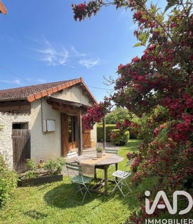 /international/fr/massiac-auvergne-310108429243/