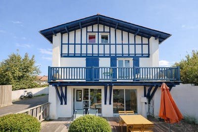 /international/fr/guethary-aquitaine-310107581683/