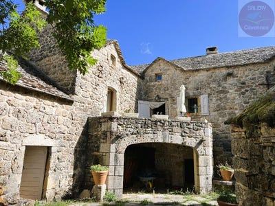 /international/fr/hures-la-parade-languedoc-roussillon-310101252056/?lang=it