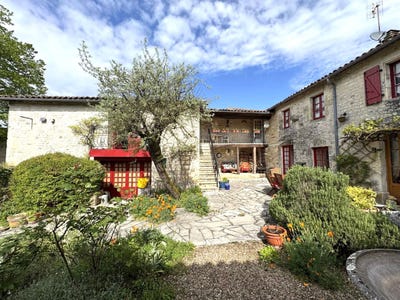 /international/fr/salles-de-villefagnan-charente-310106606296/?lang=zh-tw