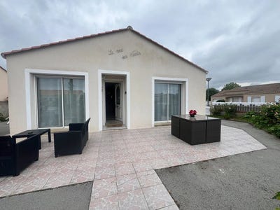 /international/fr/jard-sur-mer-pays-de-la-loire-310108314922/