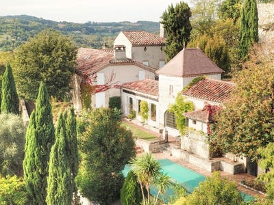 /international/fr/clermont-dessous-aquitaine-310101155729/?lang=zh-tw