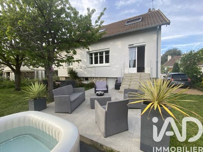 /international/fr/luray-centre-val-de-loire-310107555308/