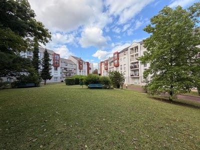 /international/fr/orleans-centre-val-de-loire-310108648710/