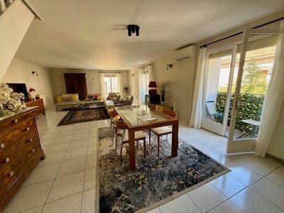 /international/fr/lunel-languedoc-roussillon-310101226953/