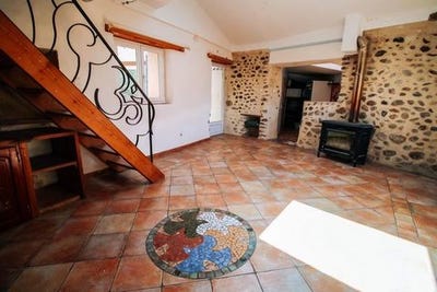 /international/fr/les-mees-provence-alpes-cote-d-azur-120094746230/