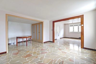 /international/fr/blois-centre-val-de-loire-310100859549/