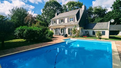 /international/fr/pont-scorff-brittany-310102045337/