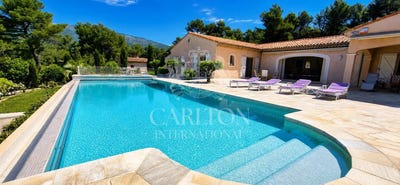 /international/fr/cabris-provence-alpes-cote-d-azur-310108865951/