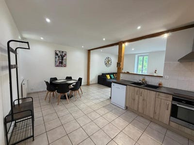 /international/fr/le-creusot-burgundy-310108865769/