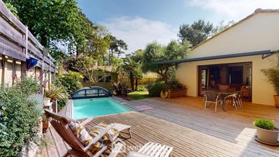 /international/fr/jard-sur-mer-pays-de-la-loire-310108089091/