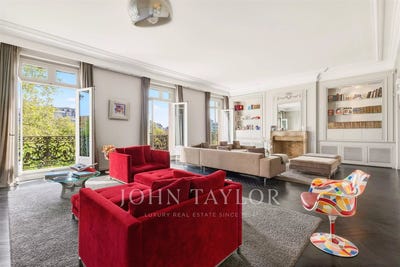 /international/fr/paris-16-ile-de-france-310108527268/