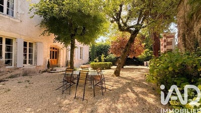 /international/fr/mehun-sur-yevre-centre-val-de-loire-310108590981/